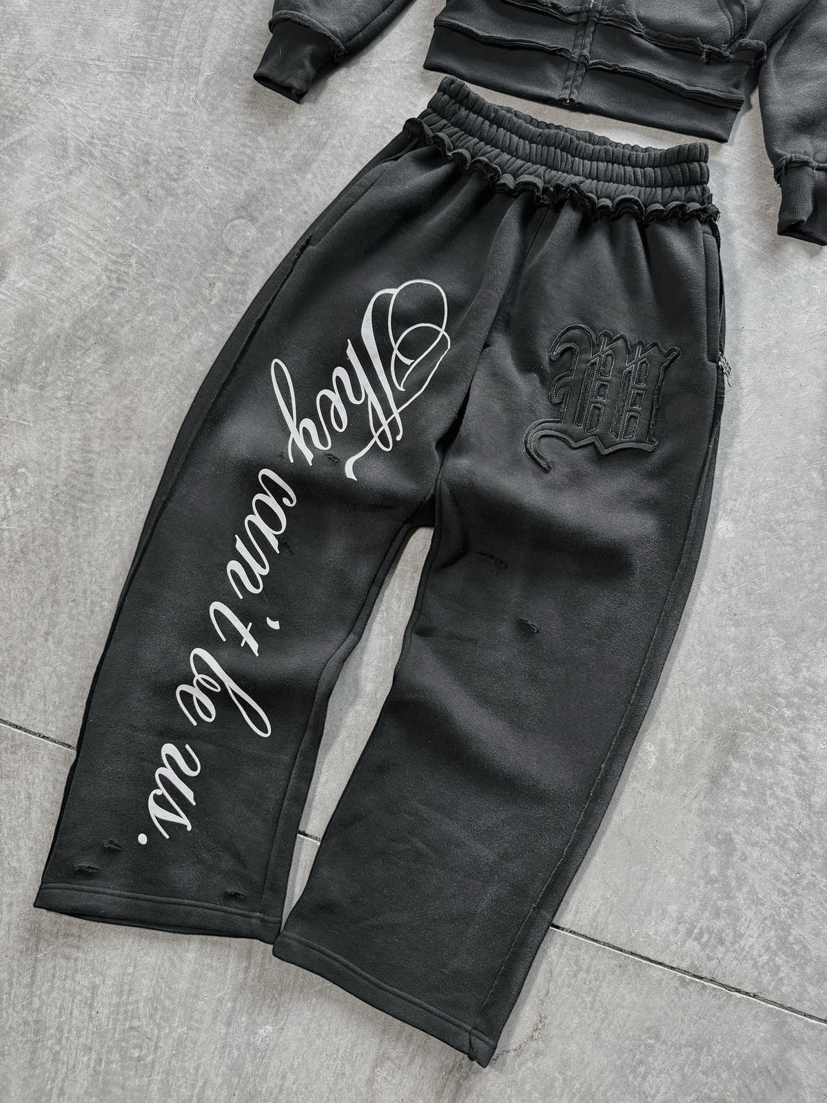 Sweatshirt Pants Set