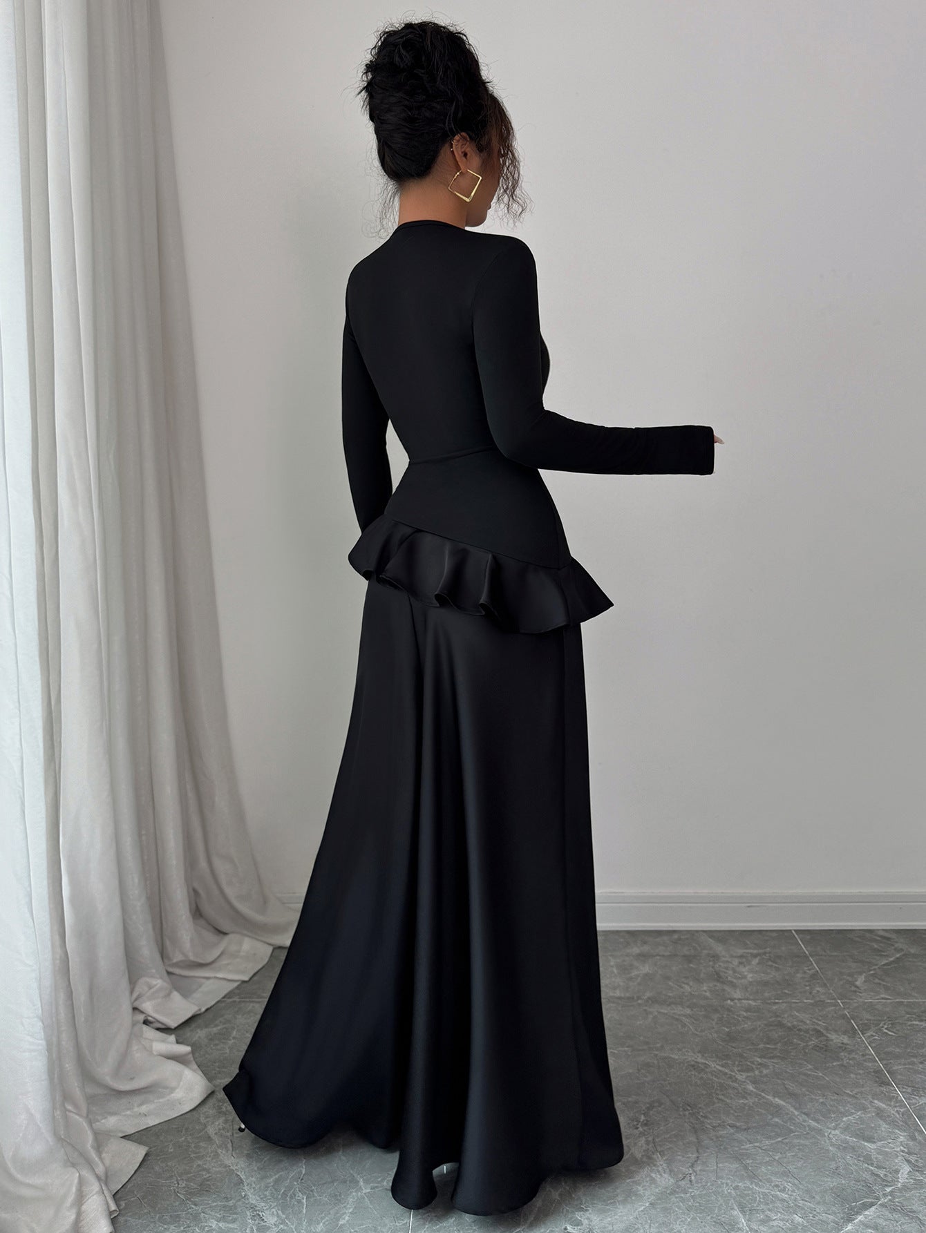 Elegant Long Sleeve Lace Dress